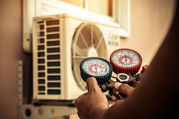 Professional Hvac technician working in Newville, PA